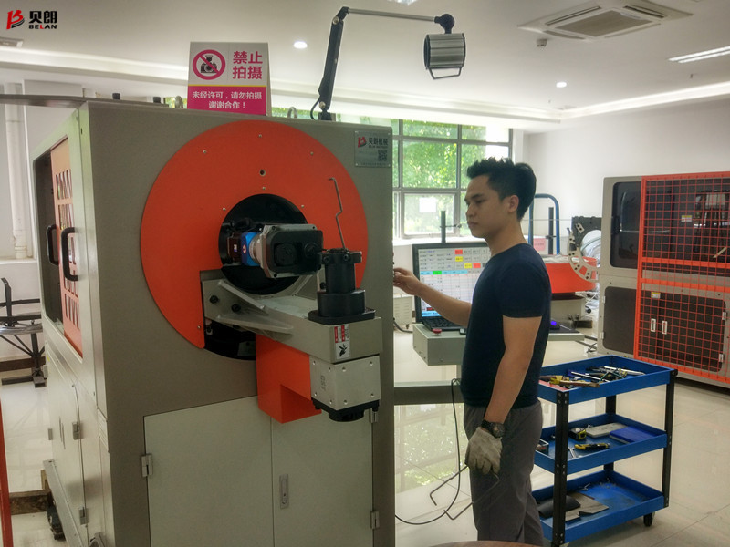 貝朗自動化設(shè)備公司-業(yè)務學習調(diào)試現(xiàn)場