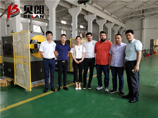 土耳其客戶在貝朗自動(dòng)化車間 土耳其客戶在貝朗自動(dòng)化車間